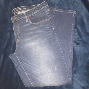 Mossimo- Never Worn- petite mid-rise skinnies